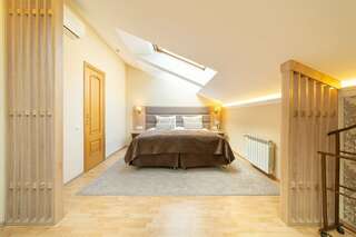 Гостиница Бутик-Отель Аристократ Санкт-Петербург Улучшенный двухместный номер с 1 большой или 2 раздельными кроватями-3