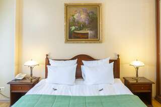 Гостиница Бутик-Отель Аристократ Санкт-Петербург Представительский люкс-15