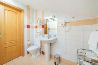 Гостиница Бутик-Отель Аристократ Санкт-Петербург Улучшенный двухместный номер с 1 большой или 2 раздельными кроватями-10